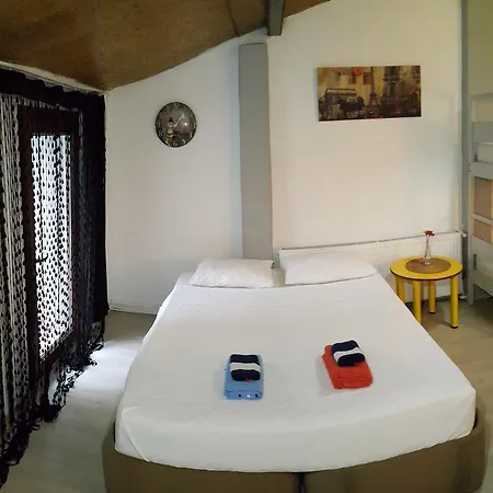 Apartment Eves Home Apart
